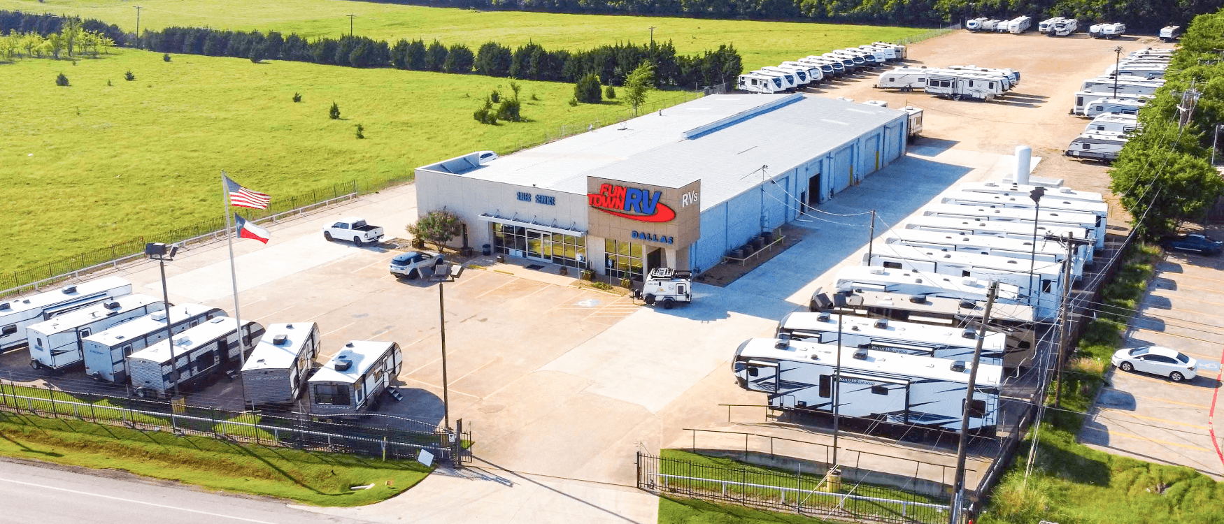 Dallas TX RV Dealer 5th Wheels, Travel Trailers, Toy Hauler RVs For Sale